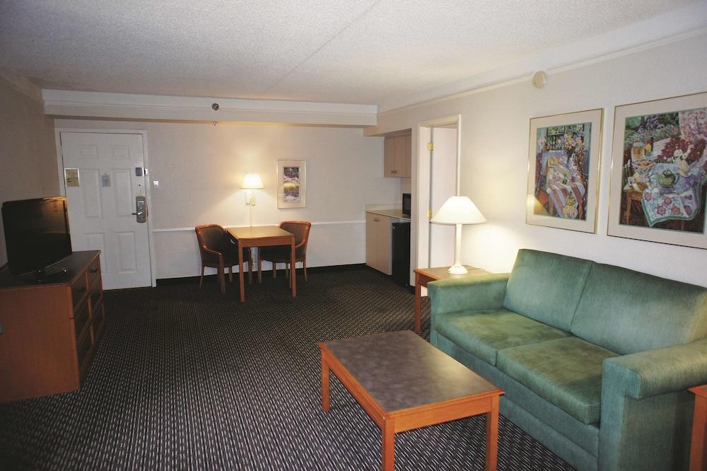 La Quinta Inn By Wyndham Tampa Bay Pinellas Park Clearwater Экстерьер фото