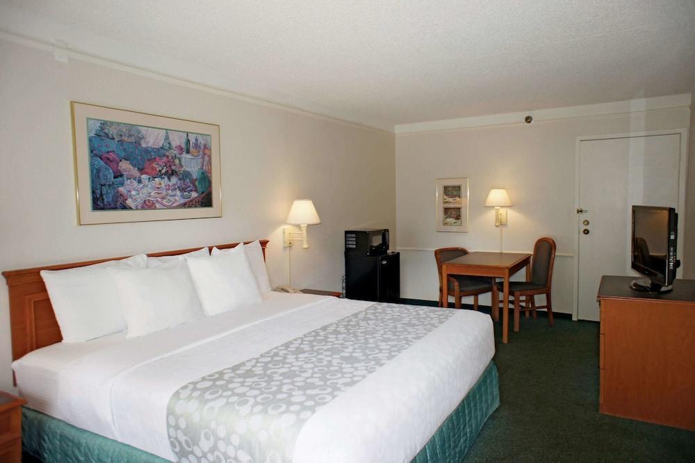 La Quinta Inn By Wyndham Tampa Bay Pinellas Park Clearwater Экстерьер фото