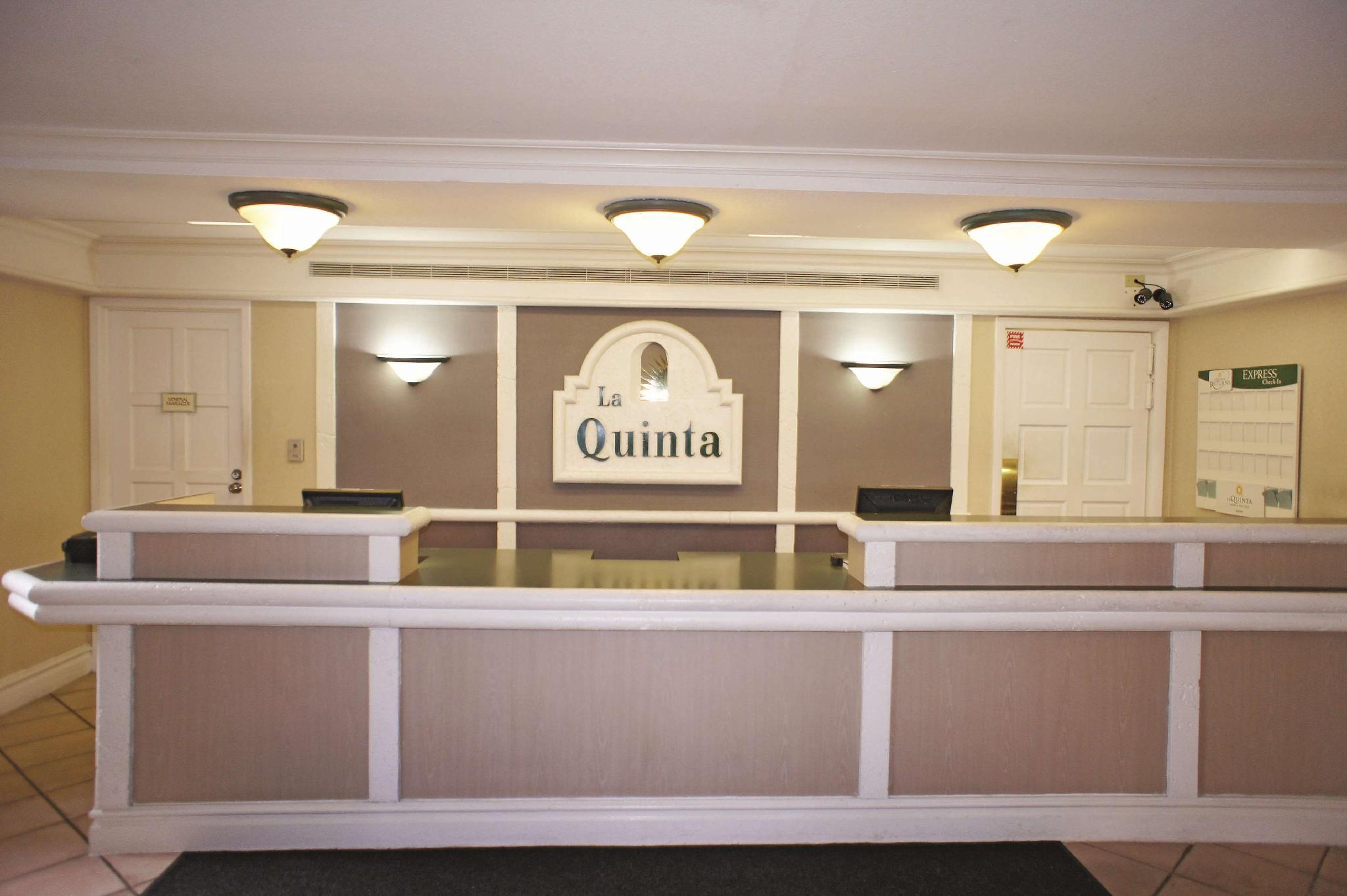 La Quinta Inn By Wyndham Tampa Bay Pinellas Park Clearwater Экстерьер фото