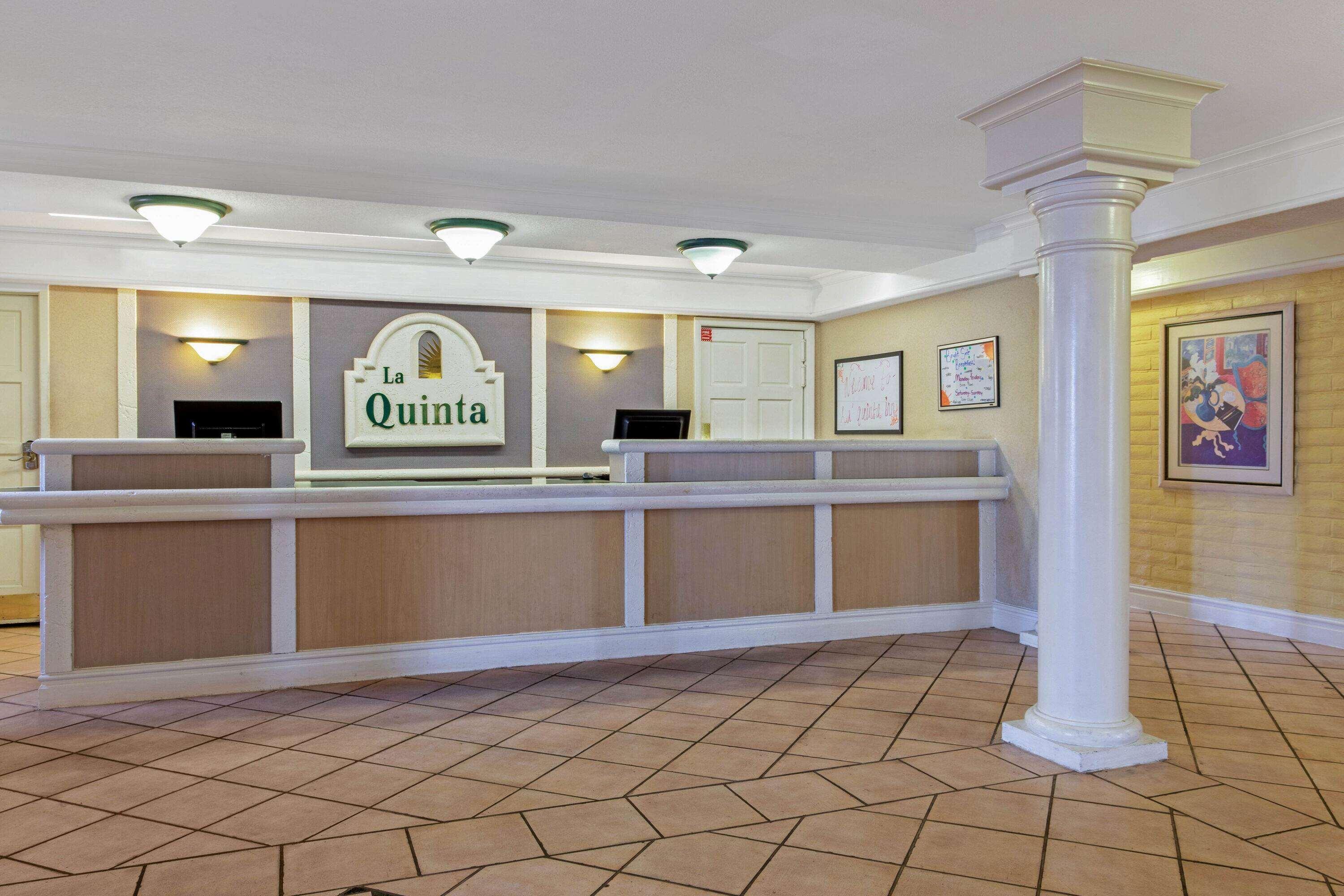 La Quinta Inn By Wyndham Tampa Bay Pinellas Park Clearwater Экстерьер фото