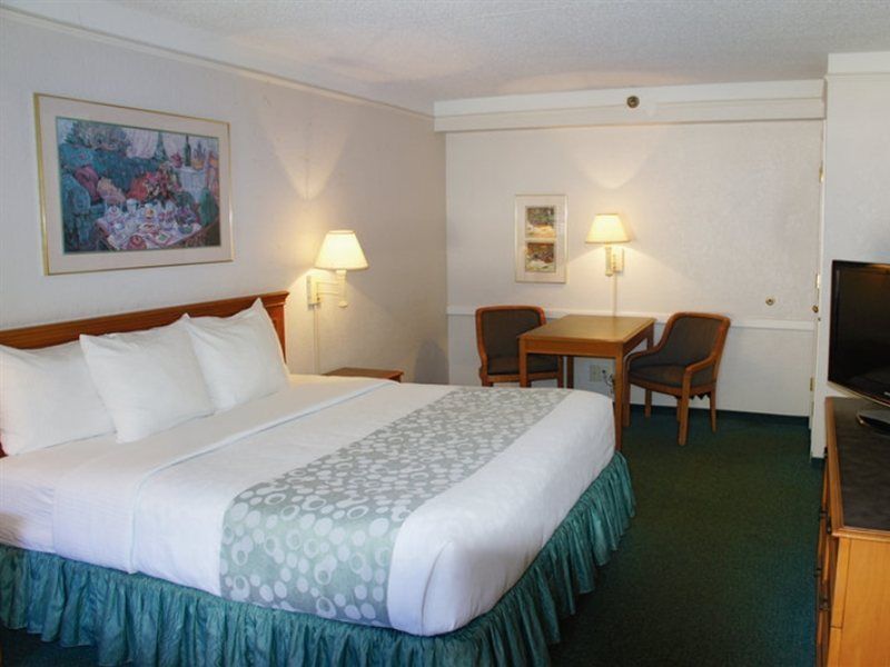 La Quinta Inn By Wyndham Tampa Bay Pinellas Park Clearwater Экстерьер фото